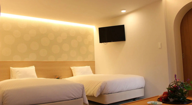 RESI STAY Hachi Inn