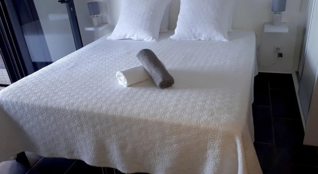 Apartment With one Bedroom in Saint Pierre, With Wonderful sea View, E, Book Apartment Apartments in Saint-Pierre, Apartment