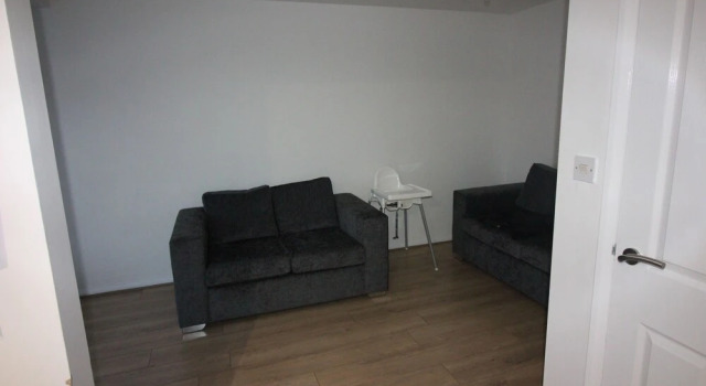 Cherry Hinton Rooms (SnooozzZ)