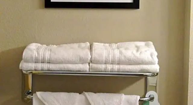 Номер Deluxe Home Inn and Suites Lloydminster