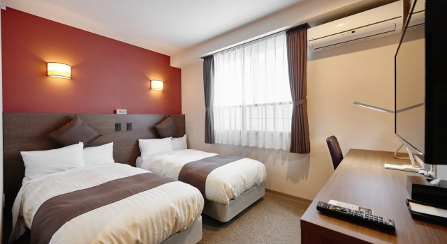 Hotel KAN-RAKU Saitama Honjo-Waseda Hinoki No Yakata, Book Hotel Billige hoteller i Saitama