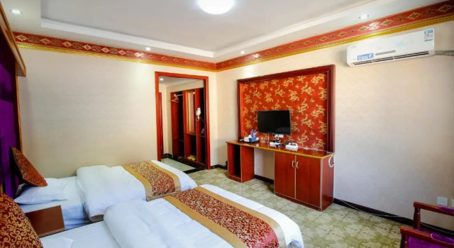 Четырёхместный номер Standard Jiuzhaigou Leisure Inn