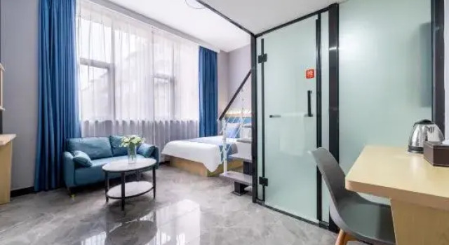 Люкс Business Pod Choice Hotel (Shanghai Huanqiugang Jinshajiang Lu Road)