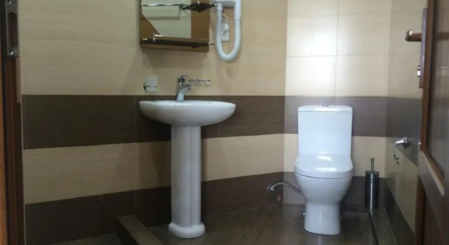 Doppel Zimmer Capital Hotel