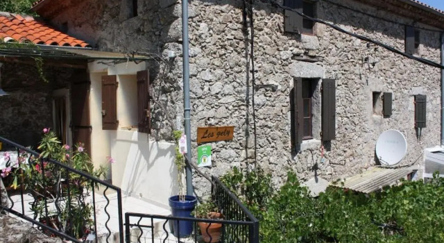 Gîte 6 personnes Les Gely, Prenota Hotel Hotel a Alvernia con parcheggio, Parcheggio