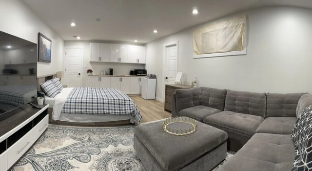 Newly built suite, Prenota Hotel Hotel 3 stelle a Regina, 3*