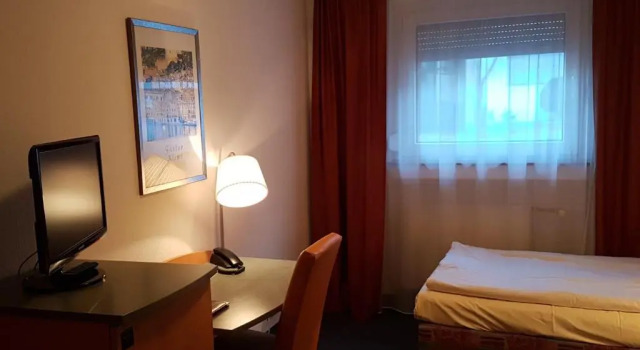 Одноместный номер Standard City Hotel Stuttgart