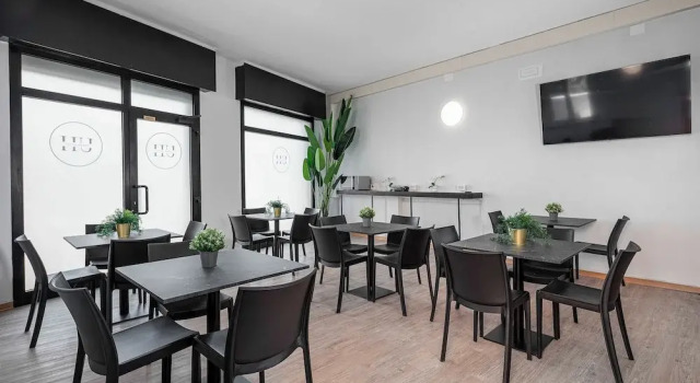 Urban Hotel
