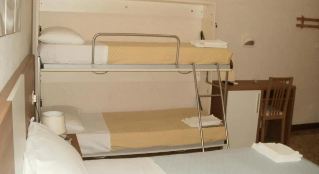 Четырёхместный номер Standard Hotel Mucciolini