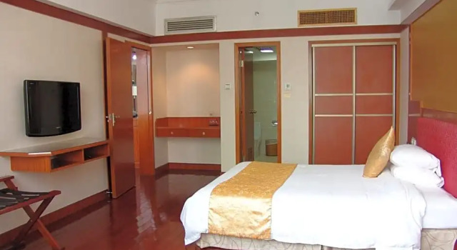 Номер Executive Golden Lustre Hotel