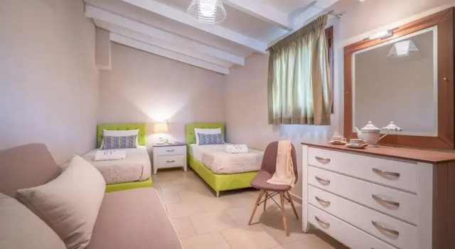 Fiorentinos Villa 2 Bedroom Guesthouse Villa With Private Pool