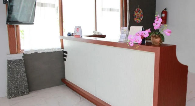 OYO 1656 Parama Su Hotel, Book Hotel Hotels in Sulawesi with Parking, Parking