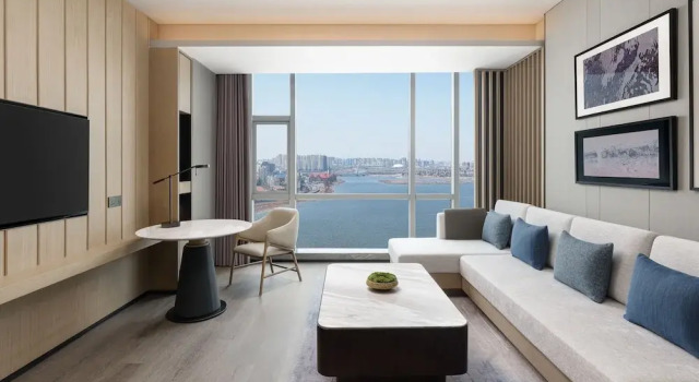 Люкс Qingdao Marriott Hotel Jiaozhou