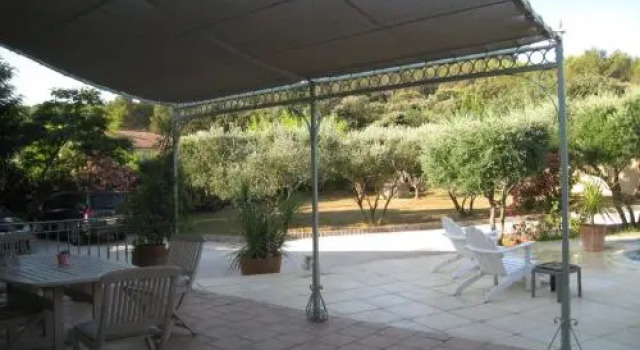 Le Clos Olives, Rezerwuj Apartament Comps Gard