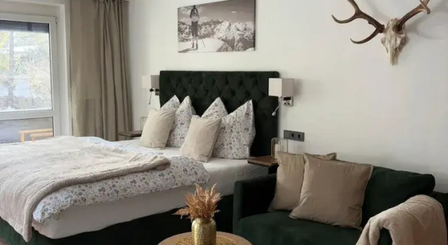 Апартаменты Apartment in Seefeld Near Ski Slopes