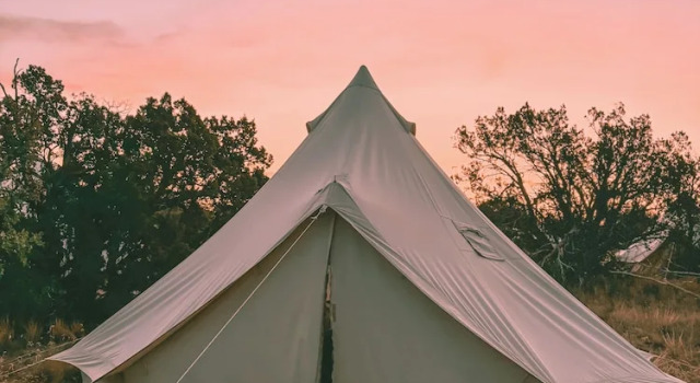 Bryce Glamping, Varaa Leirintäalue Hotellit Garfield County pysäköinnillä, Pysäköinti