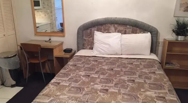 1303A St Thomas Square, Book Hotel Hoteller i Lower Grand Lagoon med parkering, Parkering