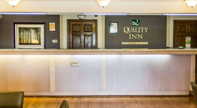 Quality Inn Tulsa, Varaa Hotelli Tulsa Oklahoma