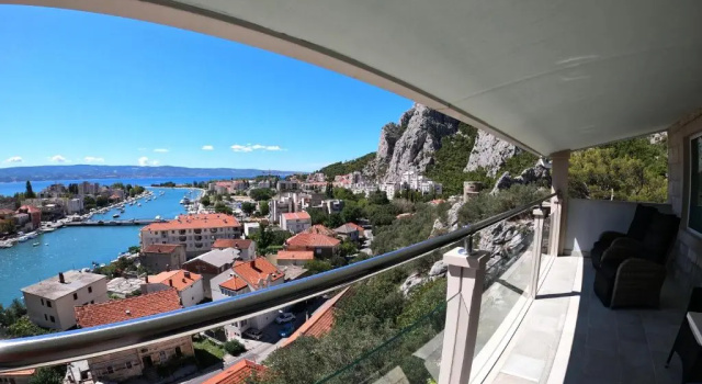 Двухместный номер Superior с балконом и с видом на море Hotel Villa Dvor