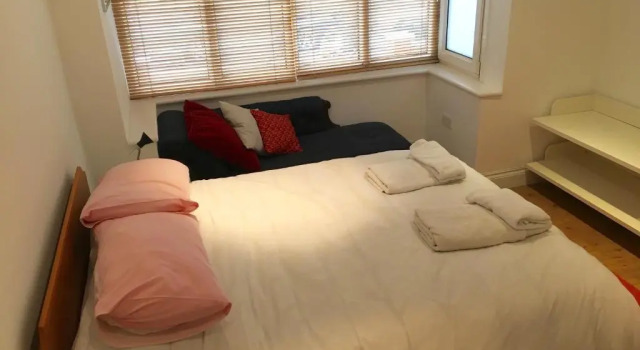 Апартаменты Edencourt Apartment
