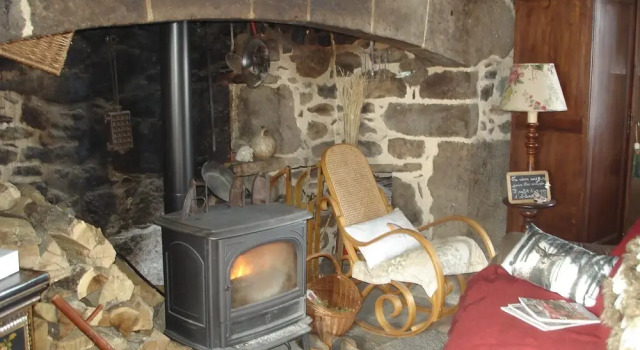 Chez Marraine, Book Hotel Hoteller i Cantal med morgenmad, Morgenmad