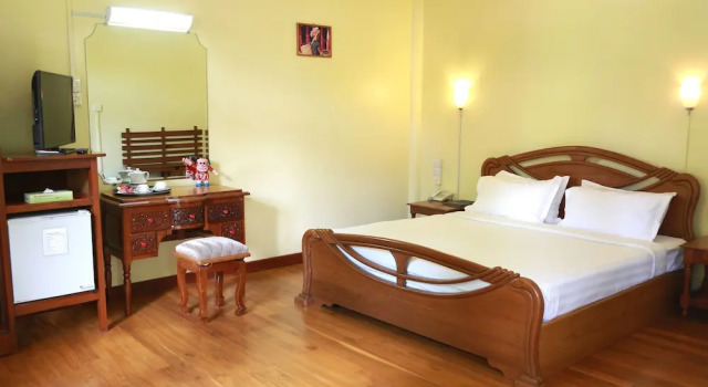 Thante Nyaung U Hotel