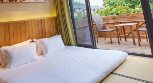 Номер Deluxe Floral Hotel Joyful Garden Hangzhou