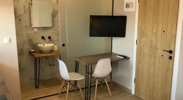 ATHONITE all seasons luxury suites, Book Hotel Ierissos 
