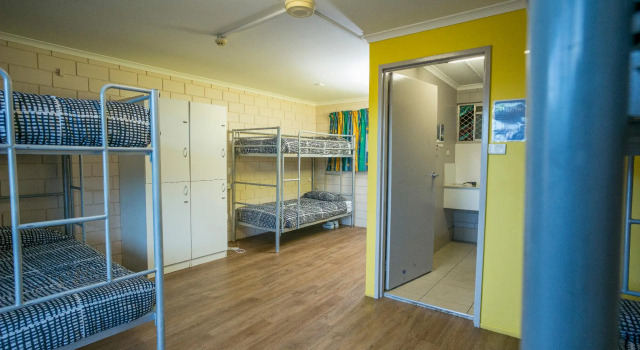 Кровать в общем номере (женский номер) The Hostel, Airlie Beach