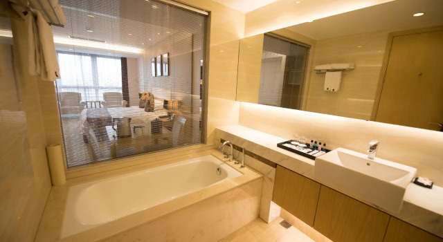 Номер Deluxe Suzhou Sun Plaza Hotel