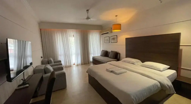 Casa Legend Villa & Apartments Arpora - Baga - Goa, Varaa Huoneisto Hotellit Bardez pysäköinnillä, Pysäköinti