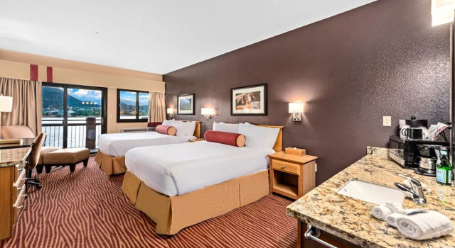 Двухместный номер Standard с балконом и с красивым видом из окна The Estes Park Resort