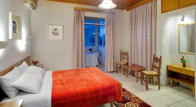 Dioni Hotel