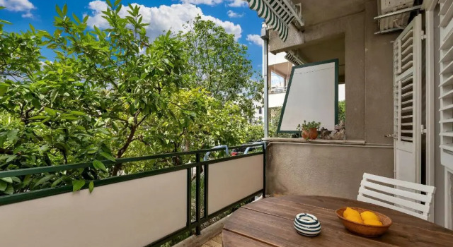 Apartments & Rooms Rica, Забронировать Апартаменты/квартира Макарска Biokovo Nature Park, рядом с Францисканский монастырь