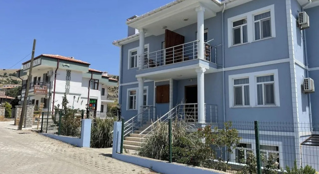 Parli Hotel