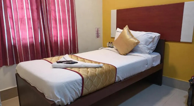 Skyry Hotels Adyar, Забронировать Отель Отели штата Тамилнада с завтраком, Завтраки
