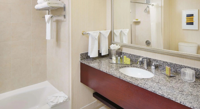 Двухместный номер Standard DoubleTree by Hilton Los Angeles/Commerce