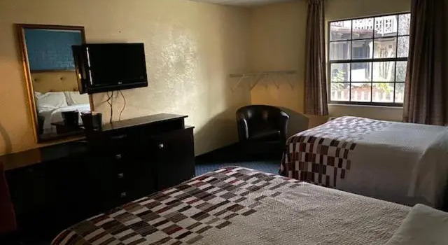 Номер Standard Motel 6 Tallahassee, FL North Monroe