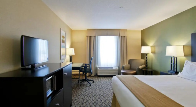 Номер Standard Wingate by Wyndham Fort Saskatchewan