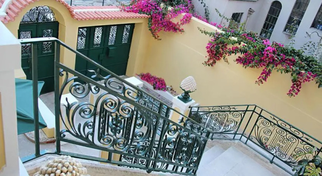 OC Salon Charm Hostel & Suites, Забронировать Хостел Отели Авейру с завтраком, рядом с Салинас де Авейру, Завтраки