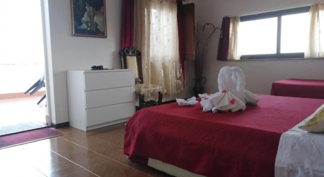 Коттедж c 1 комнатой Villa Royal Etna Stars