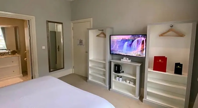 Номер Deluxe The Chatsworth Hotel
