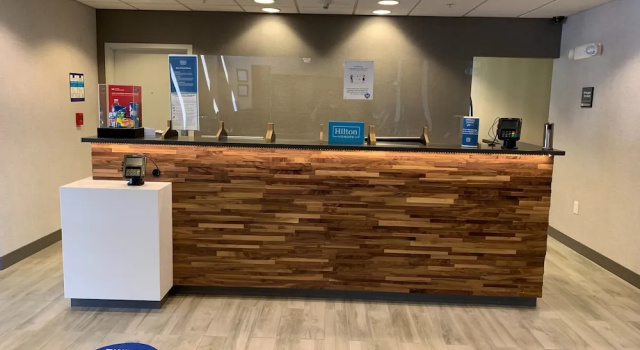 Hampton Inn & Suites Syracuse Erie Blvd I 690, Rezerwuj Hotel Syracuse 