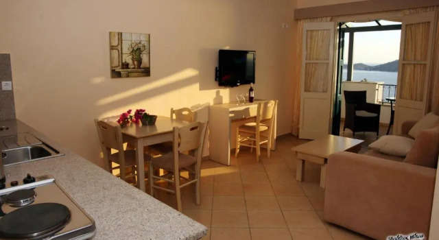 Апартаменты Elena Village Hotel & Suites