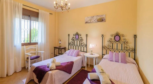 Villa Luz de Luna Guaro by Ruralidays, Забронировать Вилла Виллы Sierra de las Nieves, Вилла