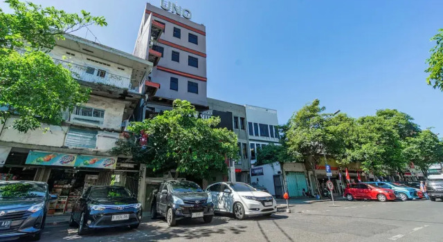 Hotel O Genteng Near Genteng Market Formerly Uno Hotel