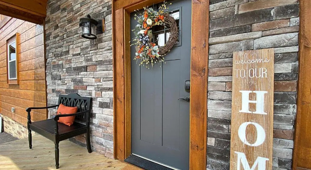 Luxury Brand New Cabin 5b 5.5ba with Arcade, Theater