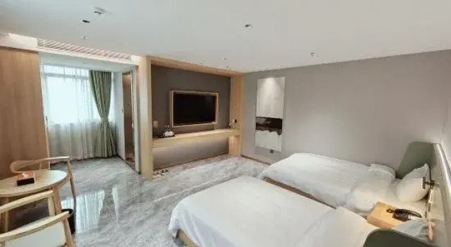 Floral Hotel·Runhe Wanting Hotel, Rezervasyon Otel Guangdong otoparklı oteller, Otopark
