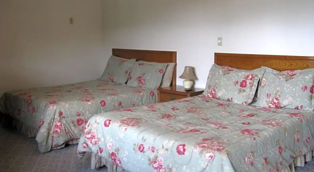 Шестиместный номер Standard Clarketon Motel - Maggie Valley
