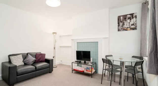 Modern 2 Bed, for 4 Guests in Golders Green!, Забронировать Отель Отели Англии 3 звезды, 3*